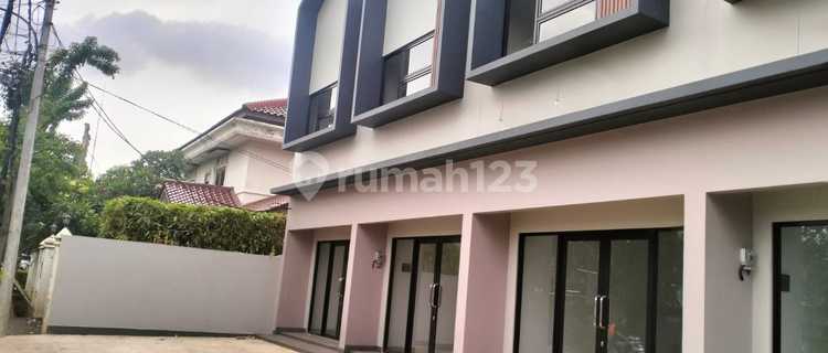 J2162-4X25 New Row Houses 4 Units Connected 4X15/4X9 2 Floors 2-Car Street Busy Facing South DKI Regency 1