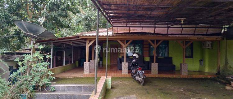 Rumah Villa Cocok Untuk Kantor Pinggir Kota Subang Dekat Gerbang Tol 1