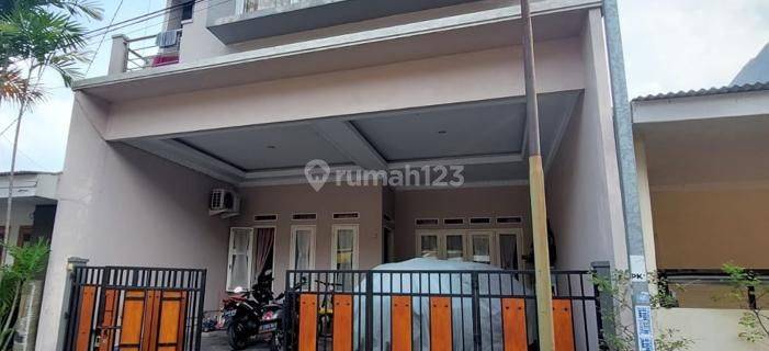 Rumah Siap Huni Full Furnished Dijual di Harapan Baru Bekasi 1