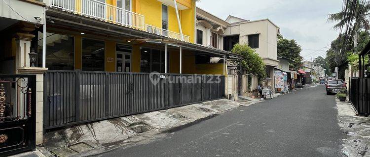 Rumah Kost 28 Kamar, 3 Lantai + Rooftop, Lokasi Cipete 1