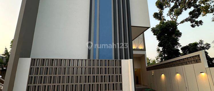 Kost Exclusive 10 Kamar Fully Furnished Dekat Kampus U I I 1