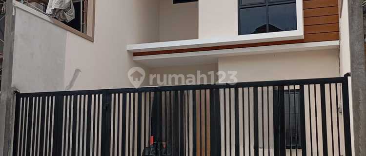 Dijual Rumah Darmo Harapan Indah 1