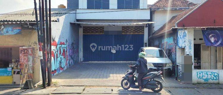 Ruko Raya Banyu Urip Suarabaya Barat 1