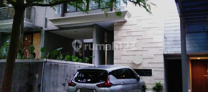 Rumah Mewah Full Furnish Dlm Perumahan Elit Dkt Ringroad Utara Dan Ugm 1