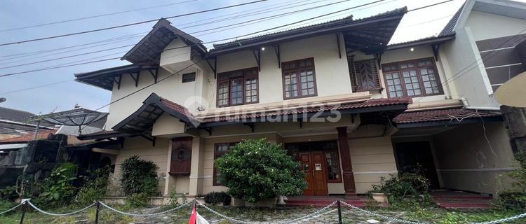 Gedung Ex Hotel Murah Area Jakal KM. 4 Dekat UGM Dan UNY 1