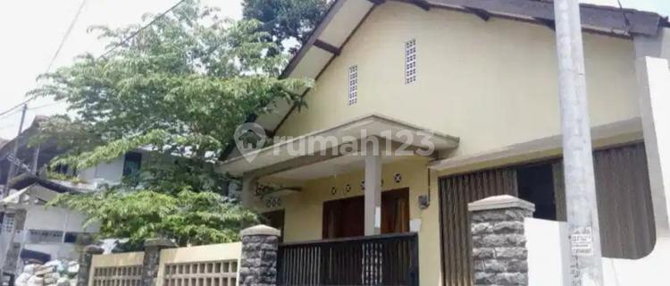 Ready-to-Occupy House in a Secure Residential Area, Location Near UIN and Sapen 1