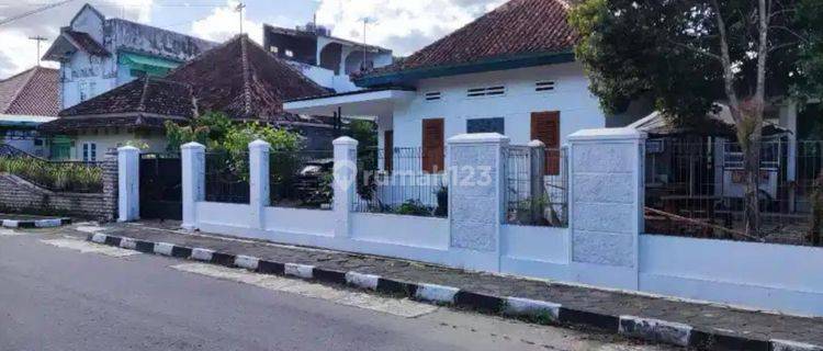 Rumah Murah Area Gondokusuman Cocok Homestay Dan Kantor 1