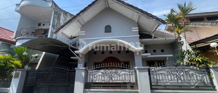 Disewakan Rumah Furnish Dalam Perumahan Lokasi Dekat Moehi Dan UGM 1