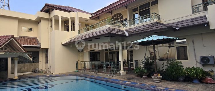 Rumah Hoek Luas 800 M2 Harga Promo Dekat Taman Bintaro Jakarta 1