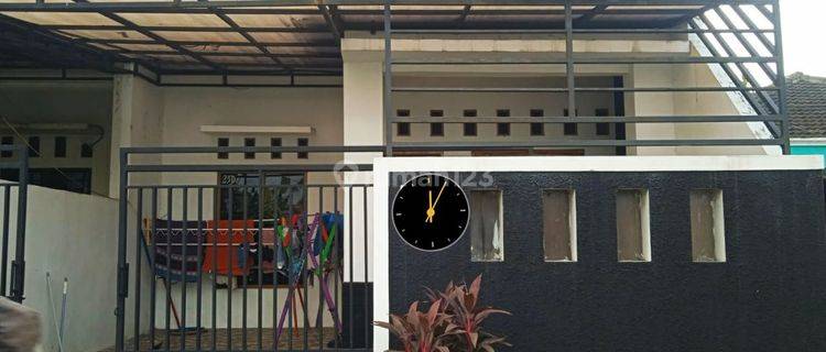 Disewa Rumah Non Cluster Daerah Kebagusan Jakarta Selatan, luas tanah 110M, bangunan 2 lantai 150M, unfurnished, 3 kamar tidur, masa sewa 2 tahun, 120 JT Nego Sugi 1