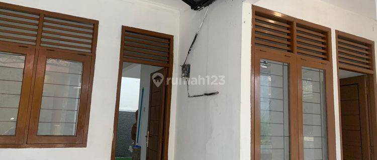 Disewa Rumah Dalam Cluster Jagakarsa Ciganjur Jakarta Selatan, 2 Kamar Tidur, 1 Lantai, Non Ac, Harga 47 Jt Pertahun Nego Ade 1