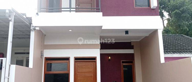 Rumah di Cihanjuang dkt Pemkot Cimahi 2 Lantai SHM Siap Huni 1