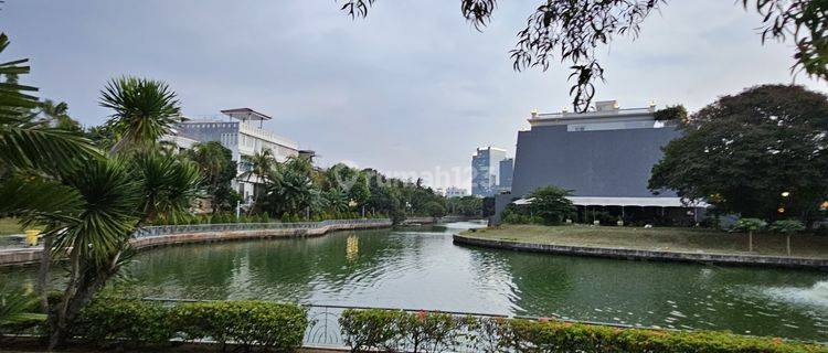 Dijual Rumah Bgm Pik Uk 540m2 View Danau ,Elegant di Jakarta Utara  1