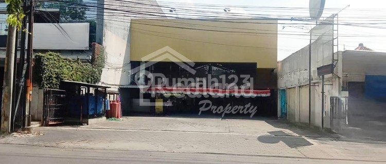 Ruang Usaha di di Panjaitan , Semarang ( Tt 7001 ) 1