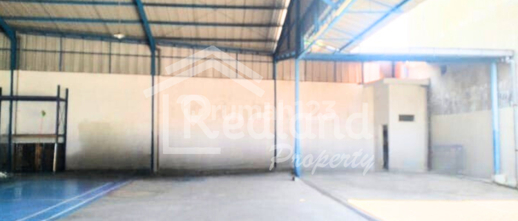 Warehouse on Brigjen Katamso Street, Semarang (Tt Si 8301) 1