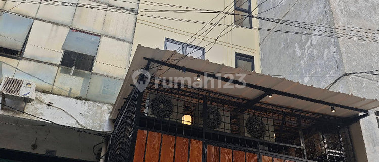 FOR SALE NEW BOARDING HOUSE HIGH ROI 8-9%/YEAR At Jembatan Lima Raya 1