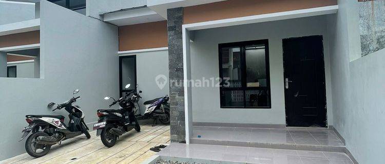 Rumah Siap Huni Di Pettarani Harga Murah Dengan Konsep Mezanine 1