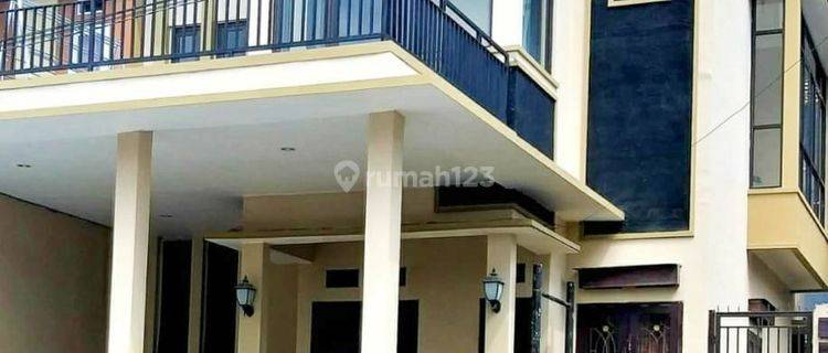 RUMAH VILLA dg kesejukan udara yg alami dan keindahan PEGUNUNGAN  1