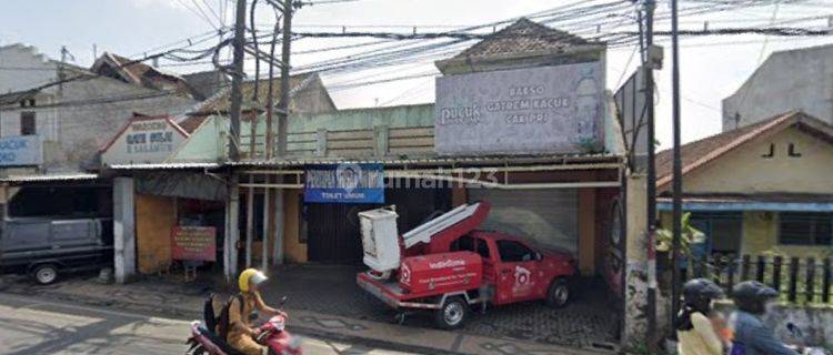 RUMAH POROS JL RAYA SUKUN KOTA MALANG DEKAT TERMINAL GADANG 1