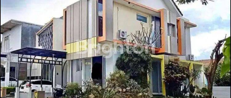 RUMAH BAGUS MODERN + FURNISH HOOK DI PERMATA JINGGA KOTA MALANG 1