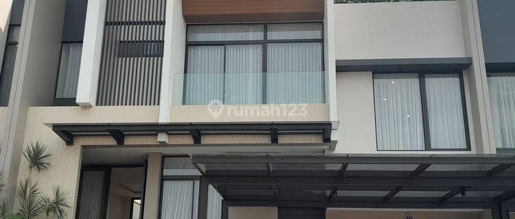 Rumah Mewah Luas Terbatas Cluster Heron Summarecon Serpong 1