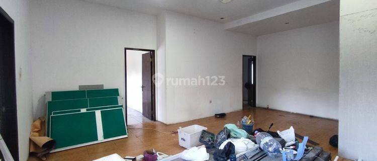 Ruang Usaha Lt.2 Cocok Untuk Kantor Mainroad Lemahnendeut Pasteur 1