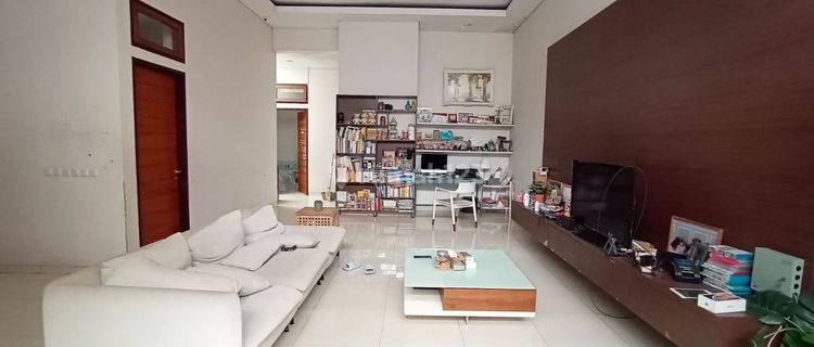 Rumah Minimalis Modern Sayap Riau Lingkungan Nyaman Tenang 1