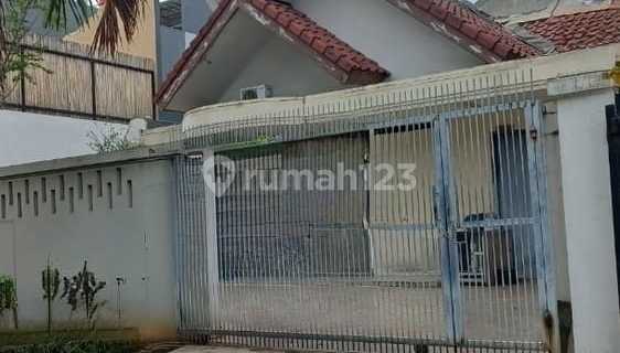 Rumah Tua Hitung Tanah di Permata Buana Jakarta Barat Nego 1