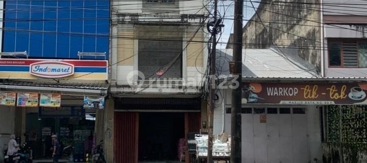 Strategic Shop House on the Main Axis of the Grand Mosque, in the Busiest Business Area 1