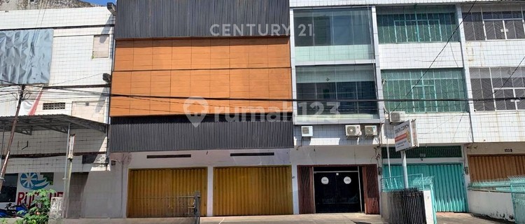 Strategic and Ready-to-Occupy Shophouse on Andalas Street 1