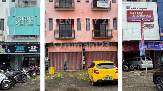 Strategic Ready-to-Occupy Shop House on Perintis Kemerdekaan Road 1