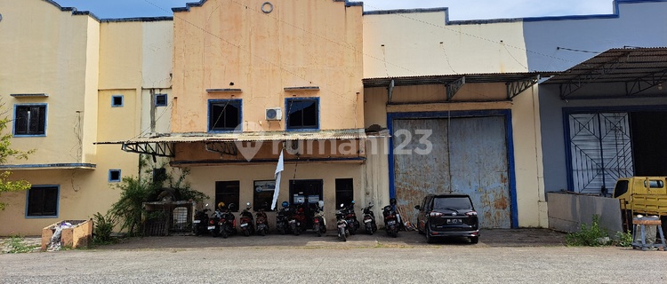 Kompleks Pergudangan Jalan Ir Sutami Lantebung 1