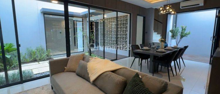 Rumah Bagus Konsep Modern Kontemporer Summarecon Bandung 1