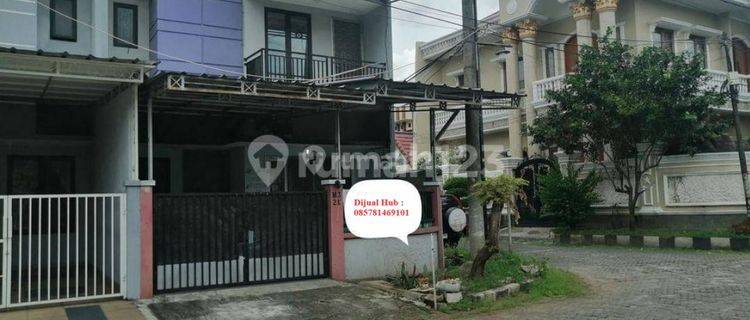 Rumah 2 Lantai Bagus Semi Furnished SHM di Cipondoh, Tangerang 1