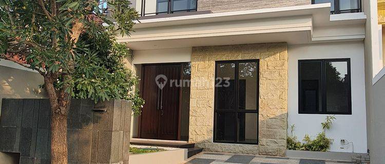 Rumah istimewa lokasi pas tengah di Citraland 2 Lantai 1