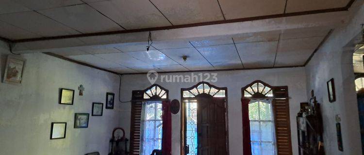 Rumah Hoek 1