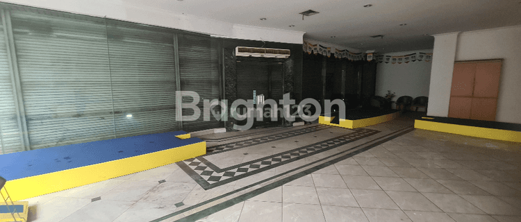 GEDUNG MINI BUILDING 2 LANTAI EX SHOWROOM LOKASI STRATEGIS JAKARTA PUSAT 1