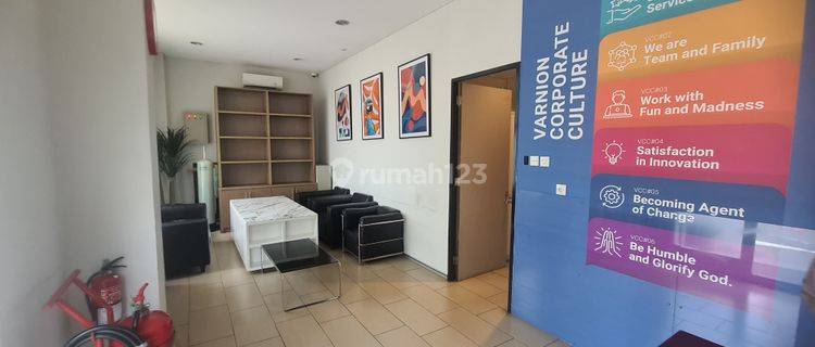 Ruko Gandeng Permata Senayan 4 Lantai Ex Kantor Semi Furnished 1