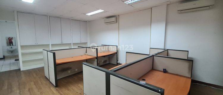 Ruko Permata Senayan 4 Lantai Ex Kantor Semi Furnished Siap Huni 1