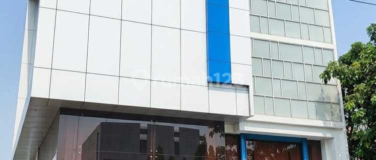 Mini Building 5 Floors Kebon Jeruk Ex Office Spacious Parking Ready to Occupy 1