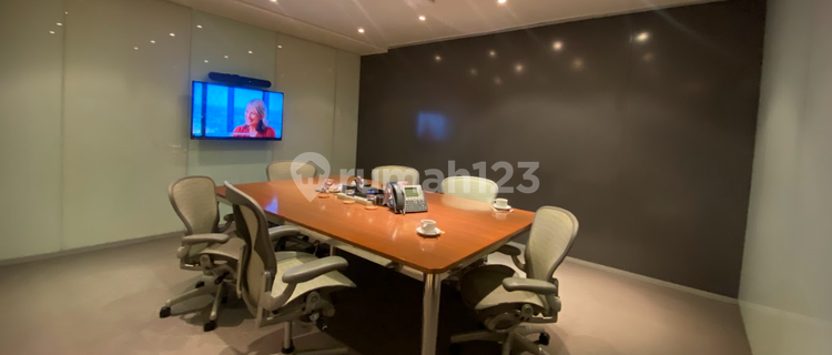 Kantor Unit Furnished 6 Pax di Sampoerna Strategic Dekat MRT 1