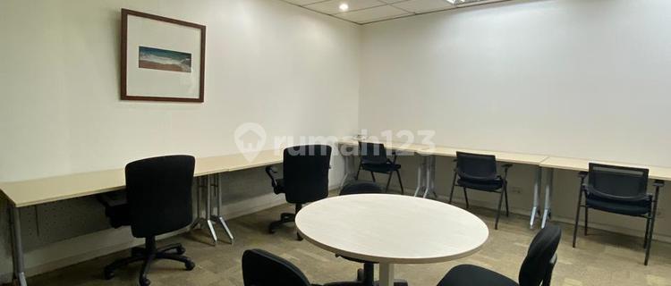 Kantor Unit Furnished 8 Pax di Mayapada Tower Dekat MRT 1