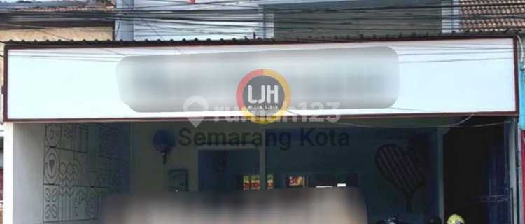 Ready-to-Use Shop House on Menoreh Street 1