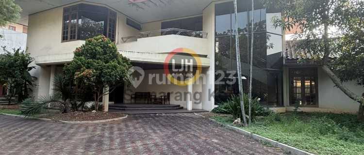 Rumah di jalan Diponegoro 1