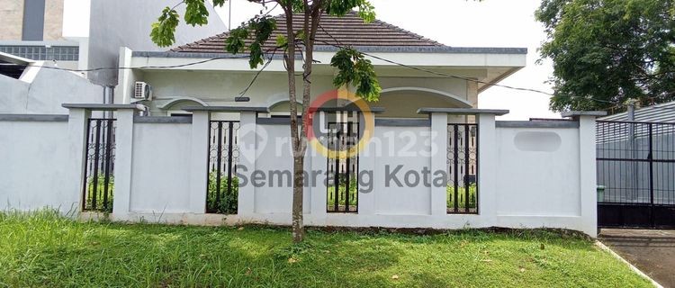 Rumah Bagus di Puri Arga Golf 1