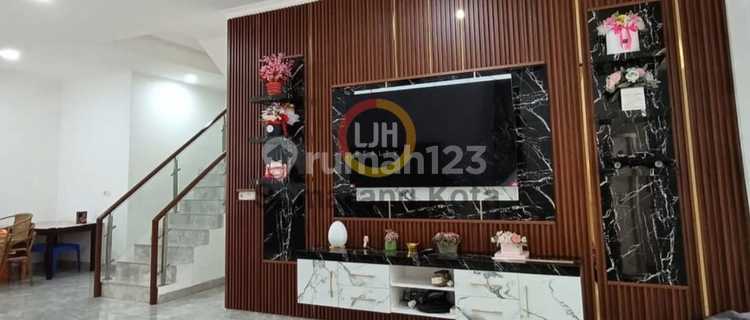 Luxury house on Merci Raya street 1