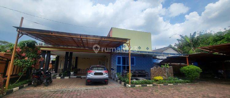 Dijual Rumah Luas Tanah Besar 1