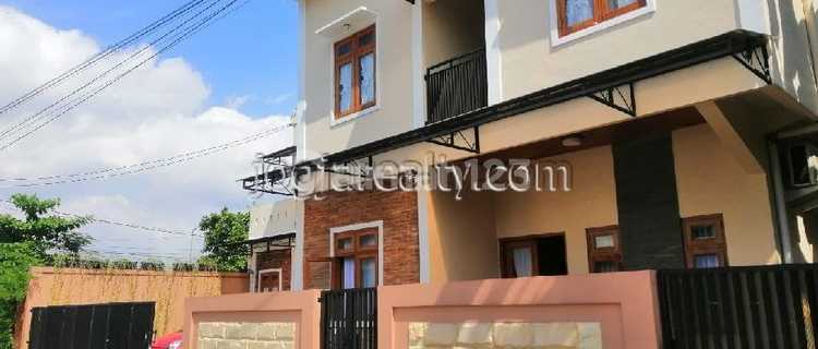 Guest House and Boarding House Near Tentrem Hotel and UGM in Sleman Yogyakarta 1