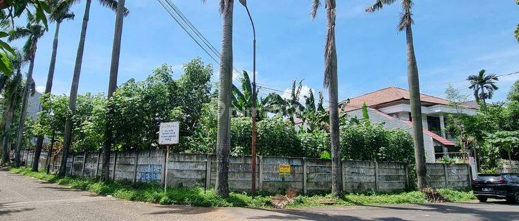 Lahan siap bangun, Lingkungan komplek sangat nyaman, lokasi perbatasan dengan Pondok Indah 1