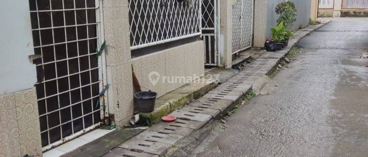 Kontrakan 3 pintu di cipondoh makmur akses mobil 1
